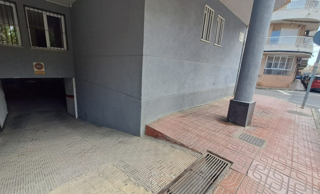 Herverkoop - Garage - Torrevieja