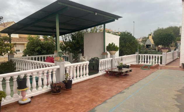 Resale - Detached House / Villa - Benijófar