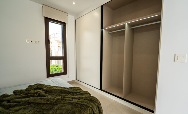 Nouvelle construction - Detached House / Villa - Almoradí