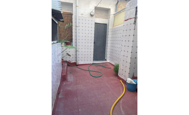 Revente - Business - Almoradí