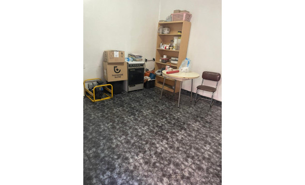 Revente - Business - Almoradí