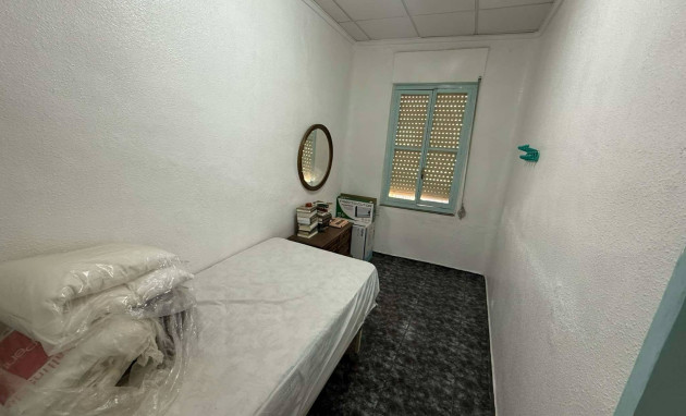 Revente - Business - Almoradí