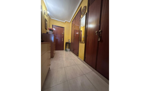 Herverkoop - Studio - Torrevieja - Playa del Cura