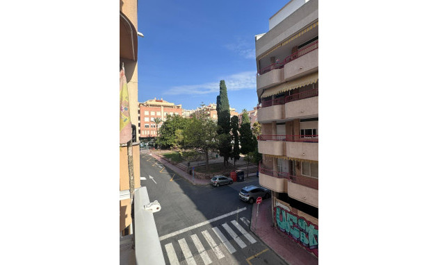 Herverkoop - Apartment - Torrevieja - Playa del Cura