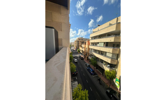 Herverkoop - Apartment - Torrevieja - Centro
