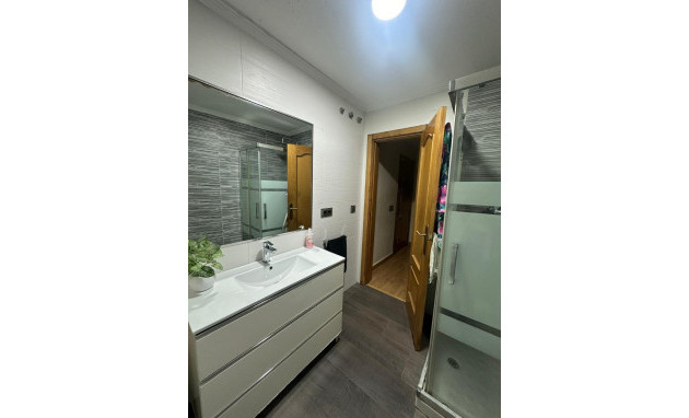 Herverkoop - Apartment - Torrevieja - Centro