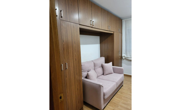 Herverkoop - Apartment - Torrevieja - Centro