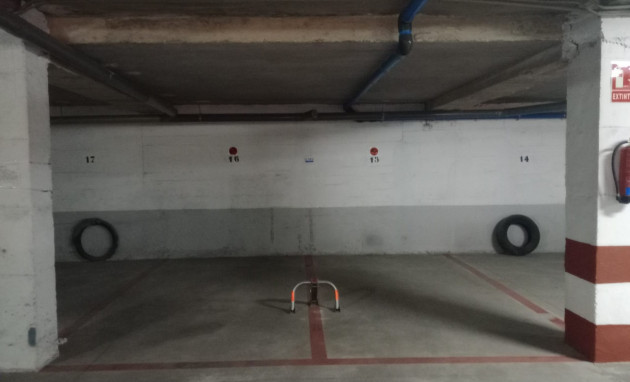 Herverkoop - Garage - La Mata