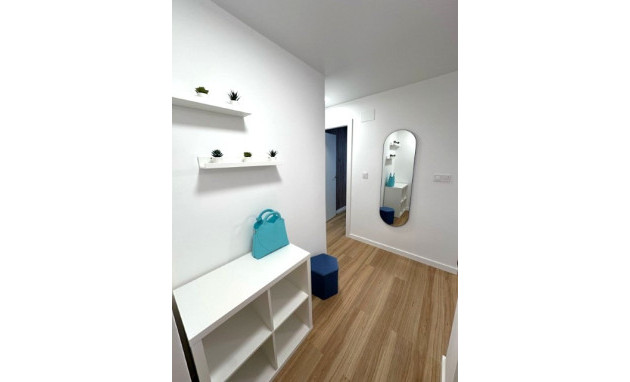 Herverkoop - Apartment - Torrevieja - Playa del Cura