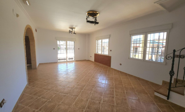 Revente - Villa with annex - Catral