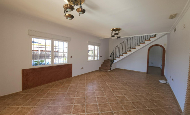 Revente - Villa with annex - Catral