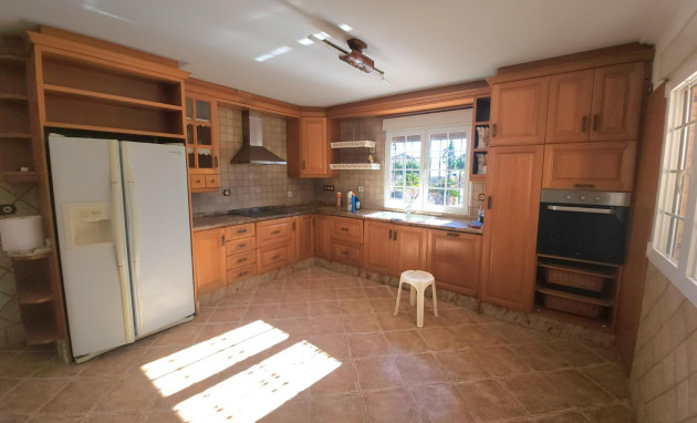 Revente - Villa with annex - Catral