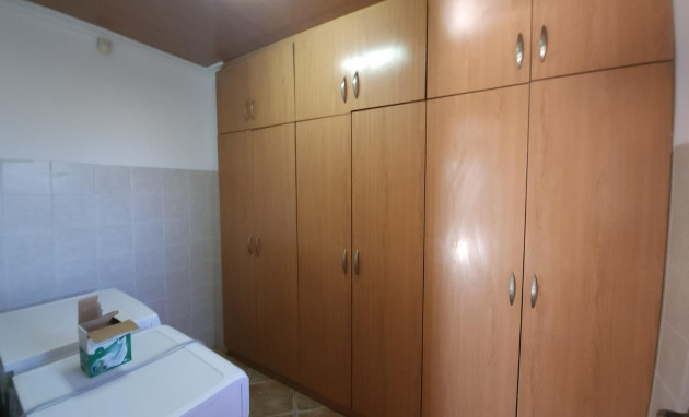 Revente - Villa with annex - Catral