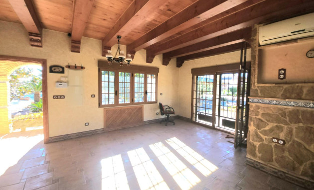 Revente - Villa with annex - Catral