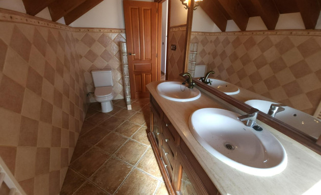 Revente - Villa with annex - Catral