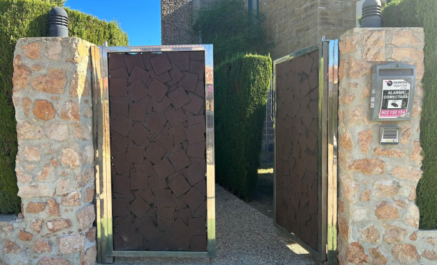 Herverkoop - Detached Villa - Orihuela Costa - Dehesa de Campoamor