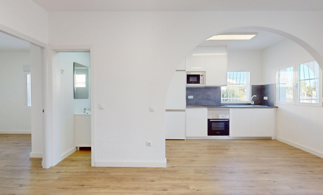 Resale - Bungalow - Groundfloor - Orihuela Costa - Villamartin