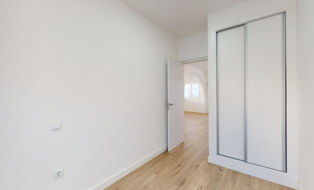 Resale - Bungalow - Groundfloor - Orihuela Costa - Villamartin