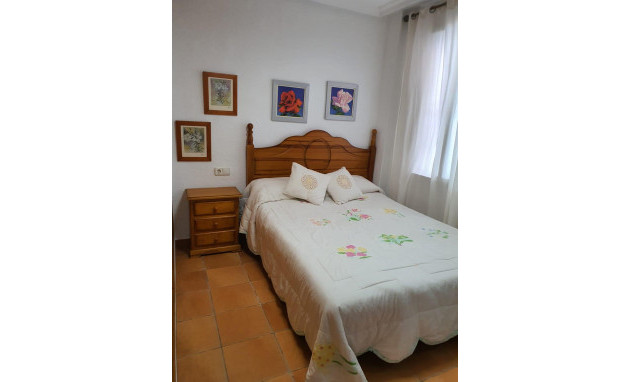 Herverkoop - Bungalow - Gelijkvloers - Torrevieja - La Mata