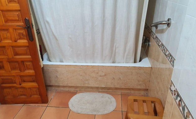 Herverkoop - Bungalow - Gelijkvloers - Torrevieja - La Mata