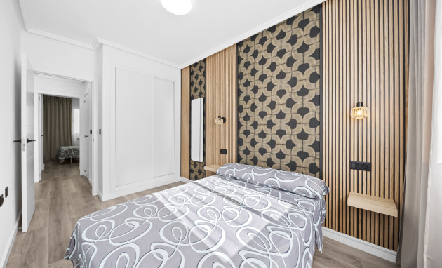 Herverkoop - Apartment - Torrevieja - Centro