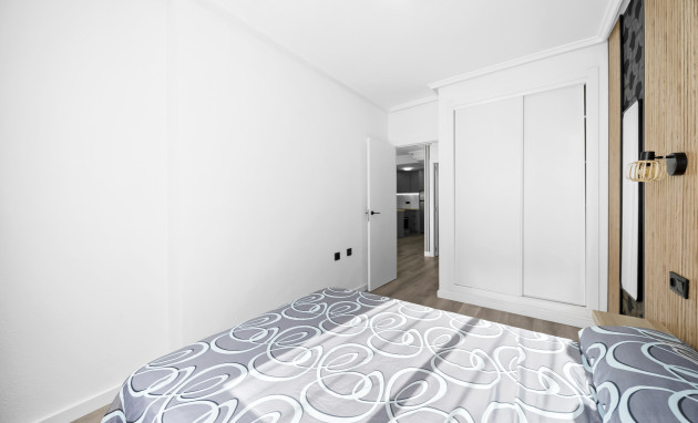 Herverkoop - Apartment - Torrevieja - Centro