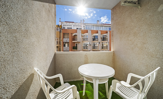 Herverkoop - Apartment - Torrevieja - Centro