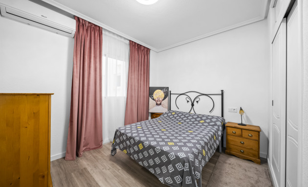Herverkoop - Apartment - Torrevieja - Centro