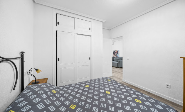 Herverkoop - Apartment - Torrevieja - Centro