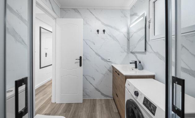 Herverkoop - Apartment - Torrevieja - Centro