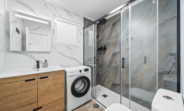 Herverkoop - Apartment - Torrevieja - Centro