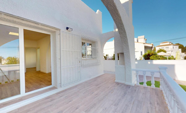 Herverkoop - Bungalow - Gelijkvloers - Villamartín - Blue Lagoon