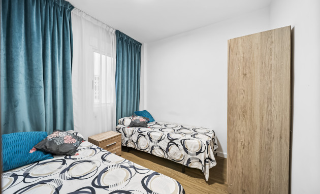 Reventa - Apartment - Torrevieja - Centro