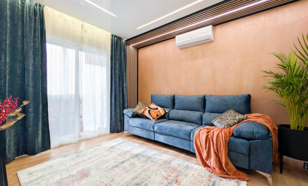 Herverkoop - Apartment - Torrevieja - Parque de las Naciones