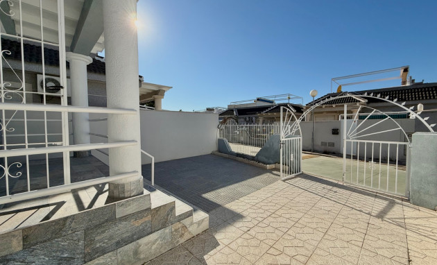 Herverkoop - Semi detached Villa - Torrevieja - El Chaparral