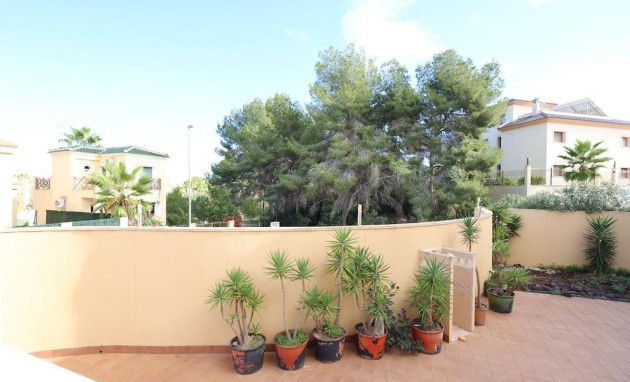 Resale - Villa - Orihuela Costa - Villamartín-Las Filipinas