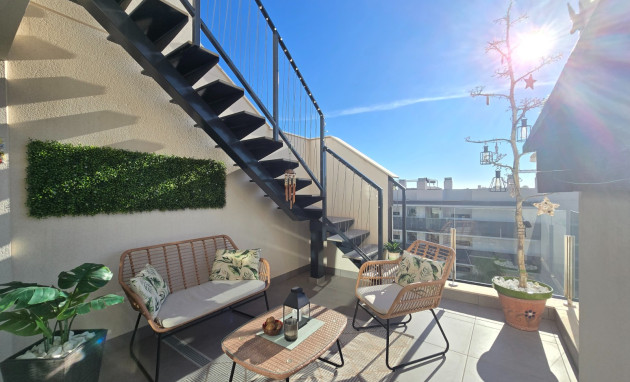 Resale - Apartment / Flat * - Orihuela Costa * - Villamartín *