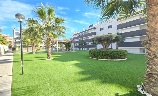Resale - Apartment / Flat * - Orihuela Costa * - Villamartín *