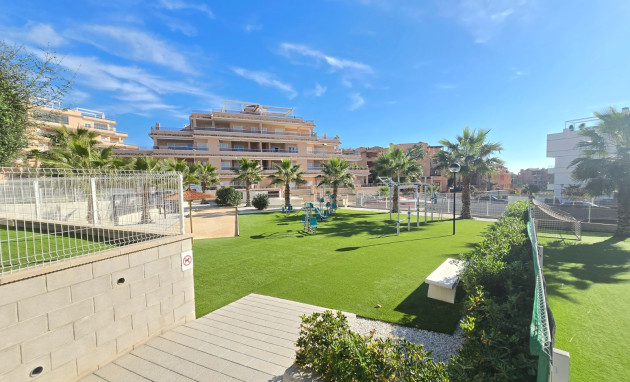 Resale - Apartment / Flat * - Orihuela Costa * - Villamartín *
