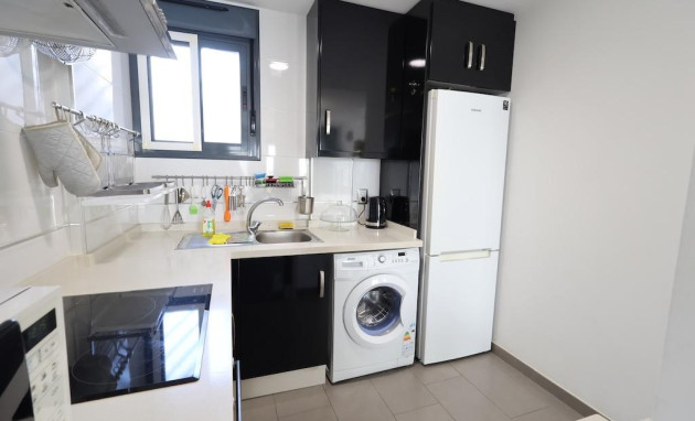 Herverkoop - Bungalow - Gelijkvloers - Orihuela Costa - La Zenia