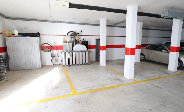 Herverkoop - Bungalow - Gelijkvloers - Orihuela Costa - La Zenia