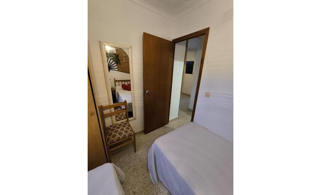 Herverkoop - Bungalow - Gelijkvloers - Torrevieja - La Siesta - El Salado - Torreta