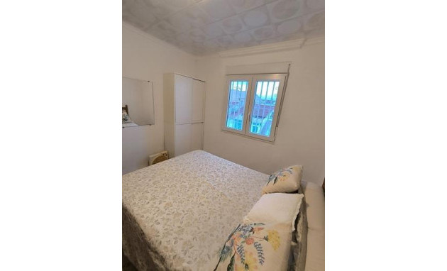 Herverkoop - Bungalow - Gelijkvloers - Torrevieja - La Siesta - El Salado - Torreta