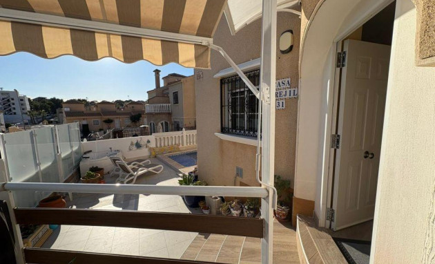 Resale - Terraced house - Orihuela Costa - Villamartín-Las Filipinas