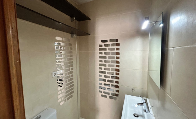 Resale - Townhouse - El Chaparral