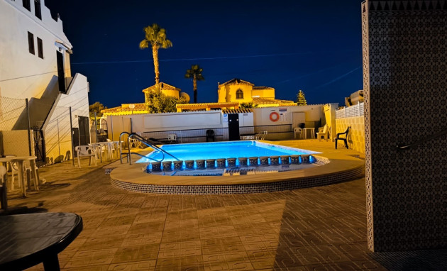 Resale - Townhouse - El Chaparral