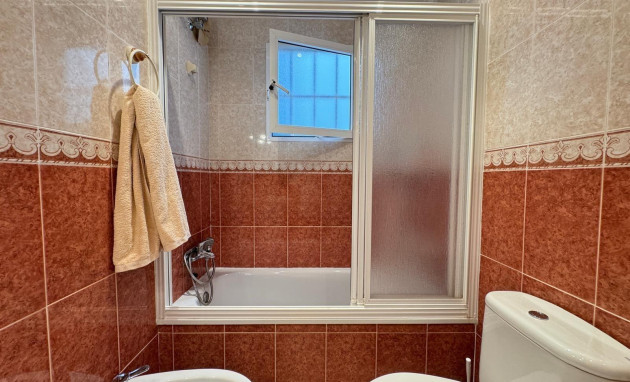 Resale - Apartment - Torrevieja - Centro