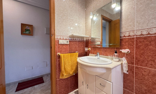 Resale - Apartment - Torrevieja - Centro