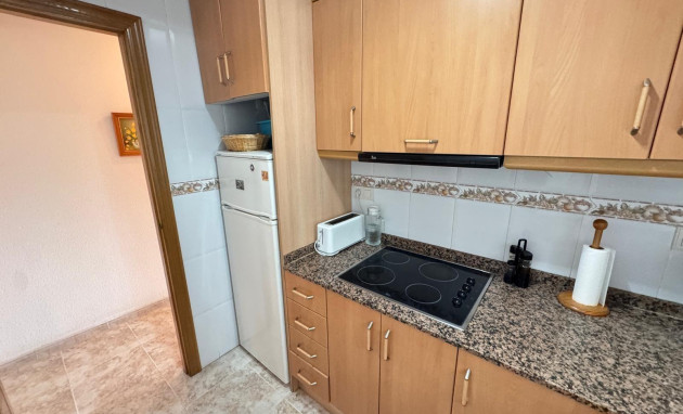 Resale - Apartment - Torrevieja - Centro