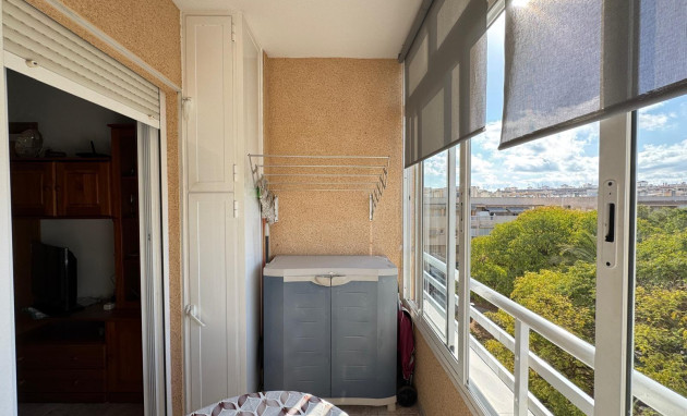 Resale - Apartment - Torrevieja - Centro